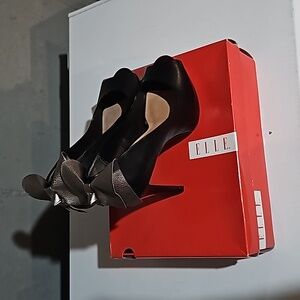 Elle Elanabelle Black Stiletto Peeptoe high-heels Size 10